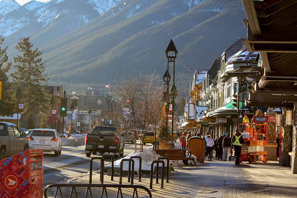 dowtown banff