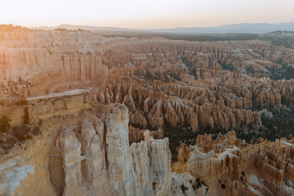 Distance from Las Vegas to Bryce Canyon National Park
