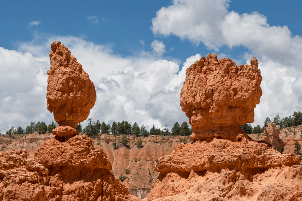 distance from las vegas to bryce national park