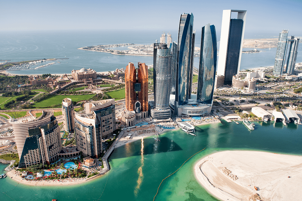 what to wear in abu dhabi